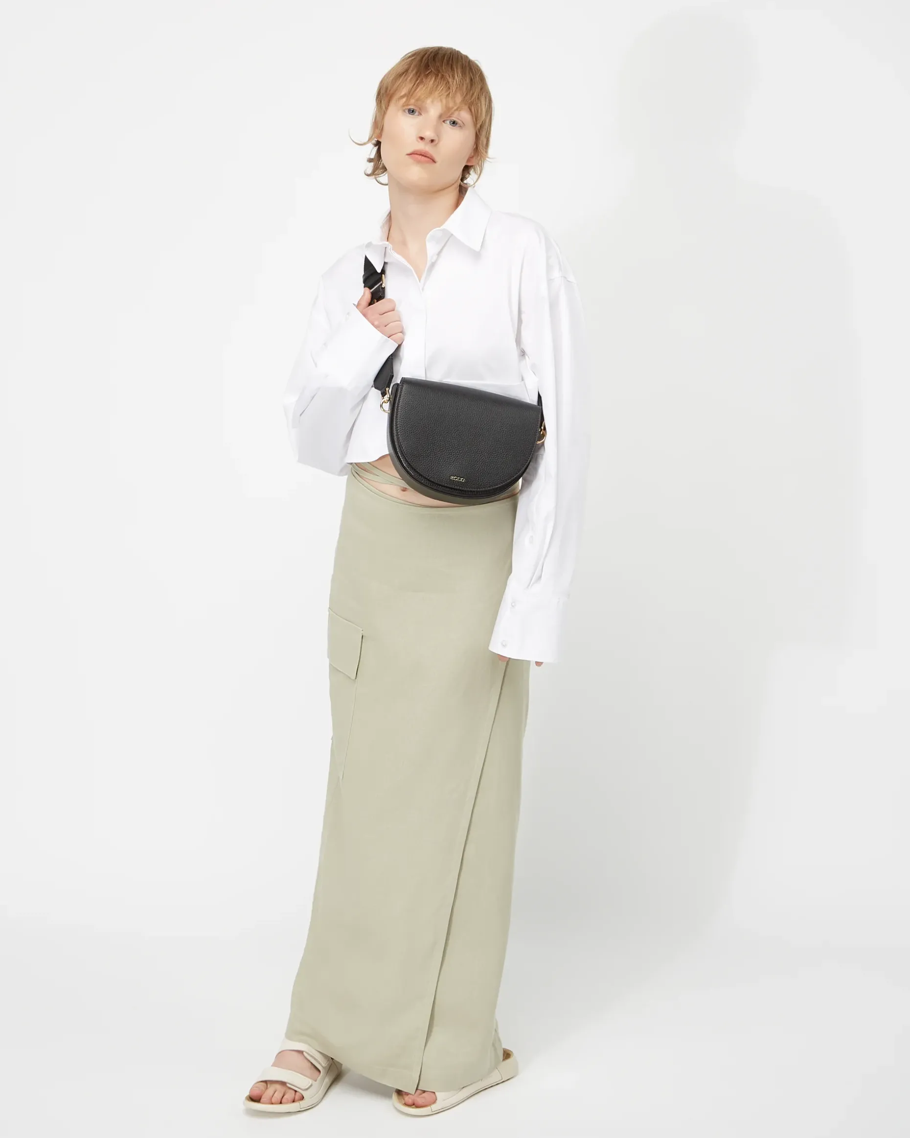 ecco_saddle_bag_3.webp ECCO Saddle Bag