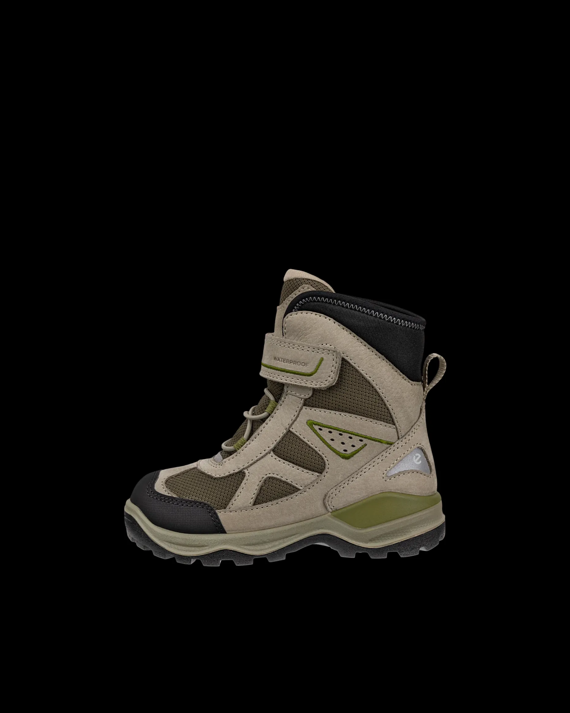 ecco_snow_mountain_0.webp ECCO SNOW MOUNTAIN