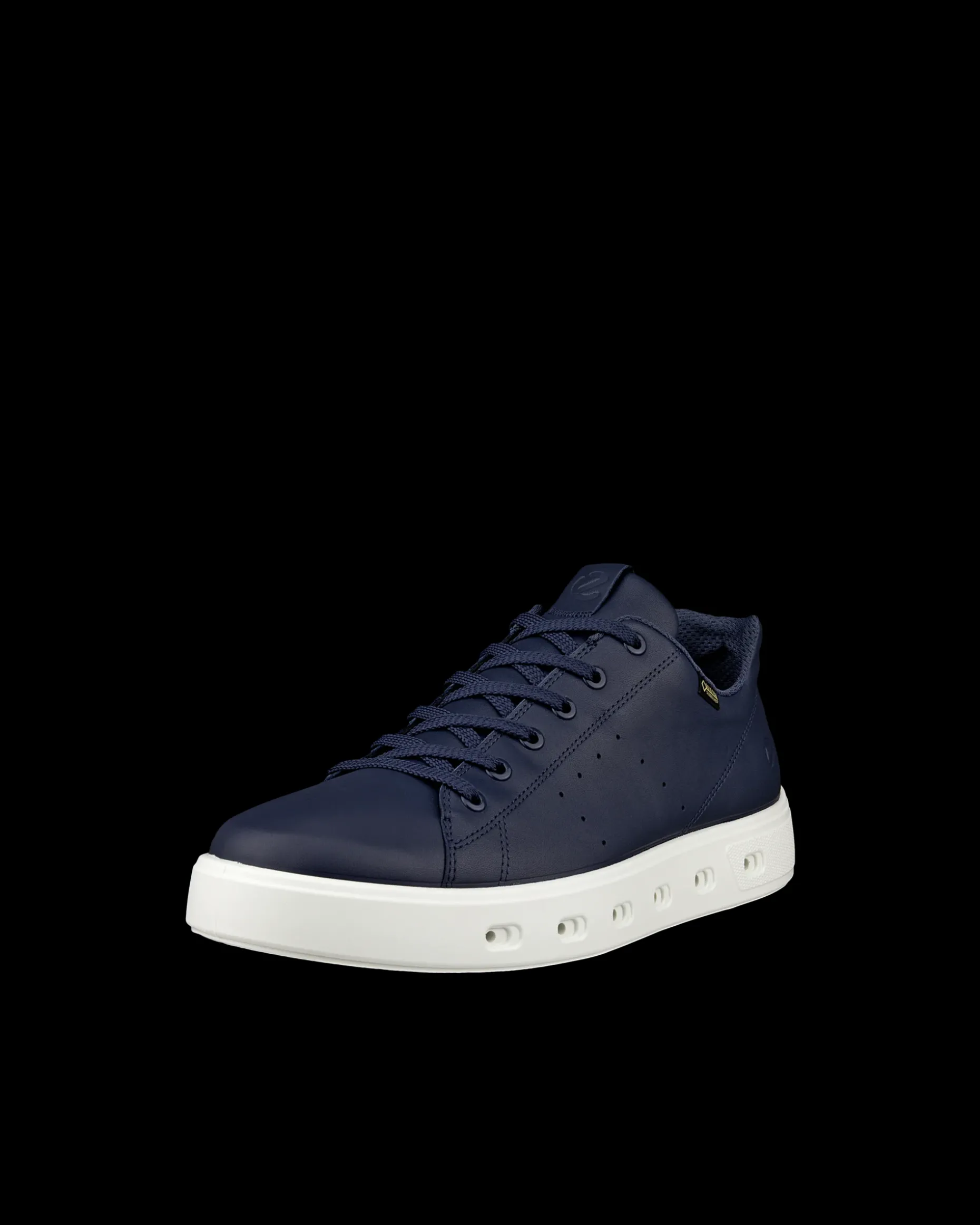 ecco_street__m_1-1.webp ECCO STREET 720 M