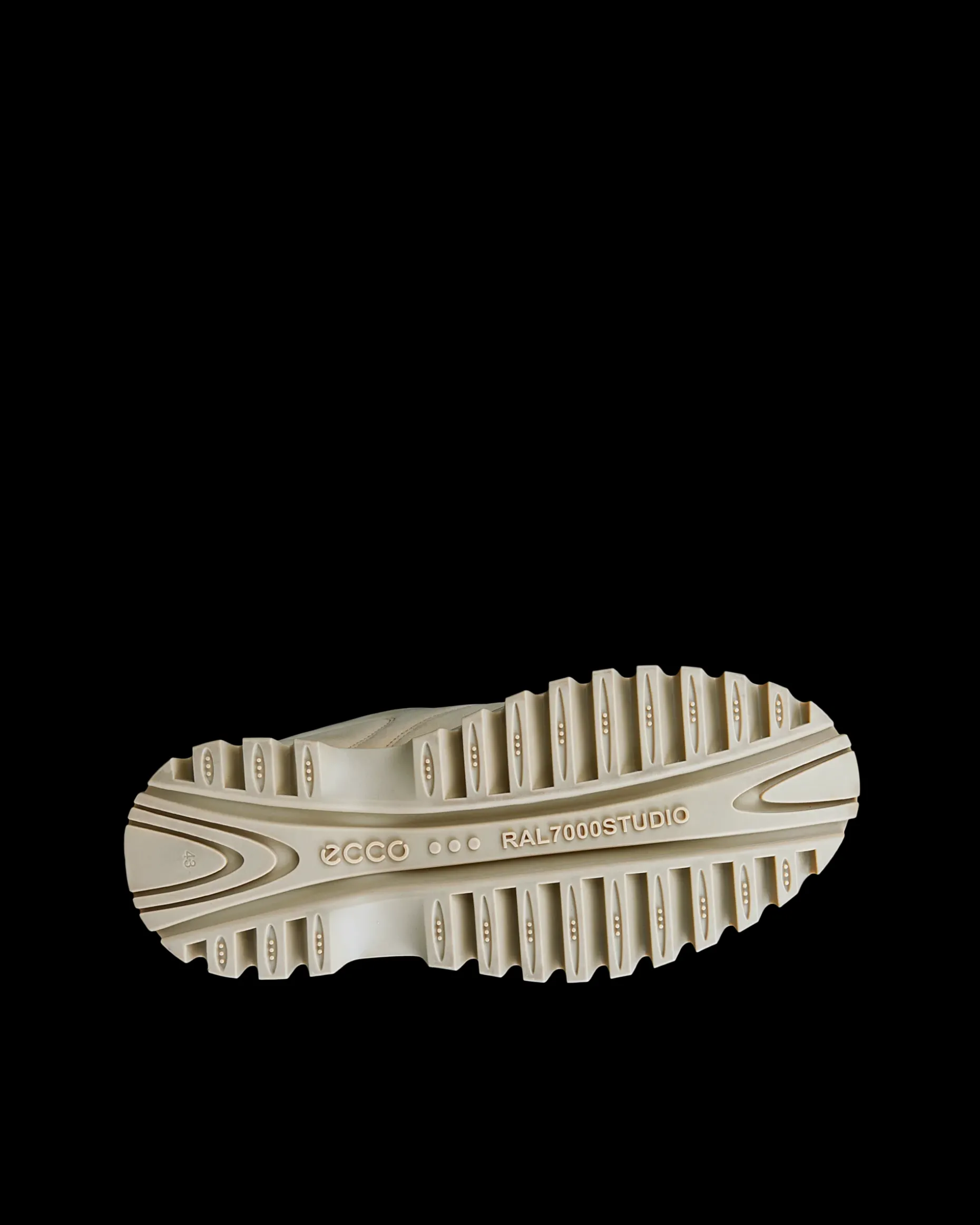 ecco_street_ace_ral_m_3-4.webp ECCO STREET ACE RAL7000 M